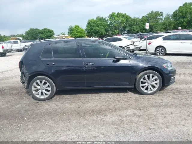 VOLKSWAGEN GOLF SE 2019