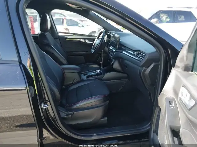 FORD ESCAPE ST-LINE 2023