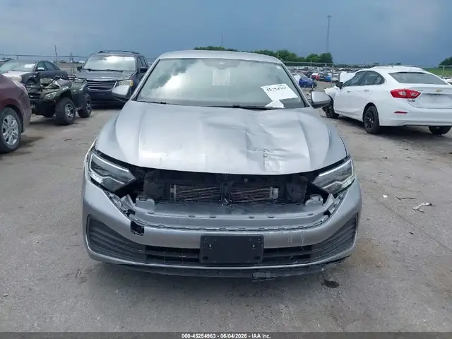 VOLKSWAGEN JETTA SE 2024