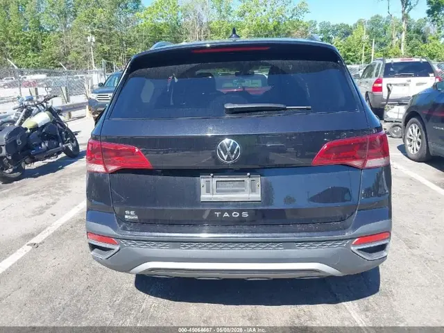 VOLKSWAGEN TAOS SE 2024