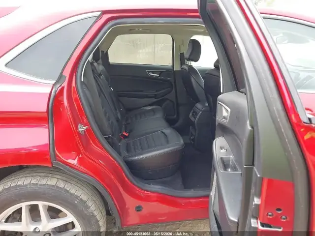 FORD EDGE SEL 2023