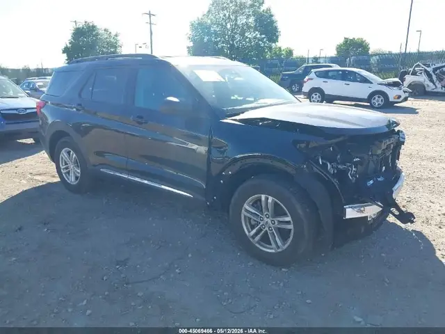 FORD EXPLORER XLT 2022