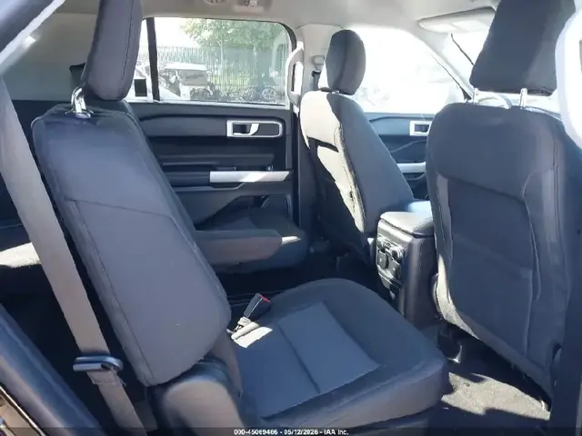 FORD EXPLORER XLT 2022