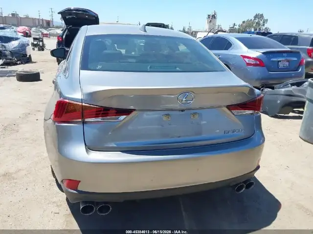 LEXUS IS 300 2020