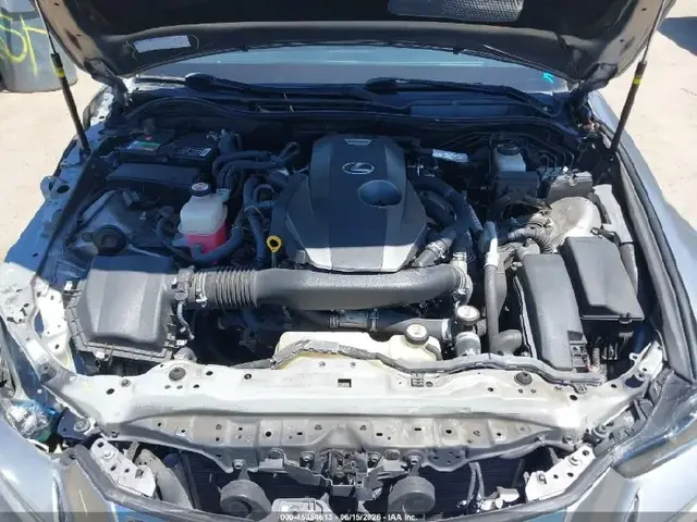 LEXUS IS 300 2020