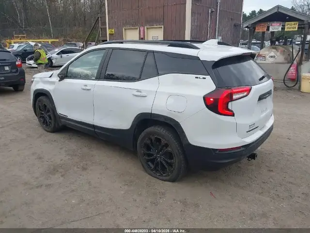 GMC TERRAIN SLE 2022