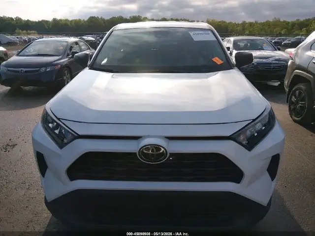 TOYOTA RAV4 LE 2022