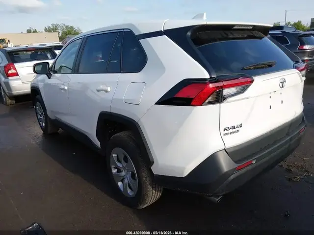 TOYOTA RAV4 LE 2022