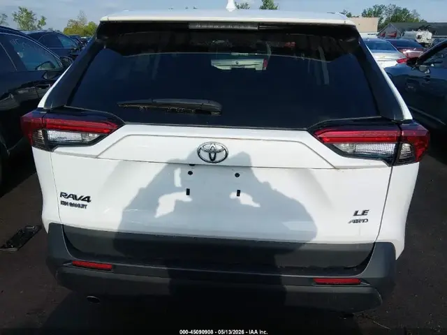 TOYOTA RAV4 LE 2022