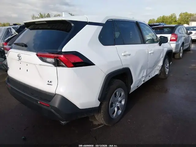 TOYOTA RAV4 LE 2022