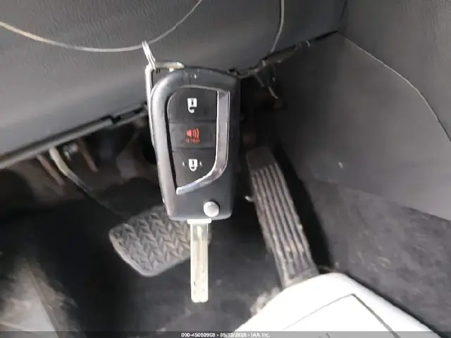 TOYOTA RAV4 LE 2022