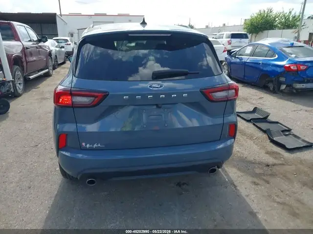 FORD ESCAPE ST-LINEI 2023