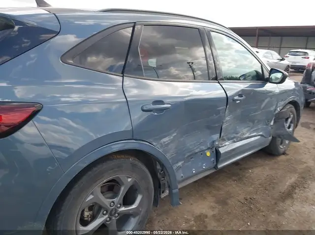 FORD ESCAPE ST-LINEI 2023