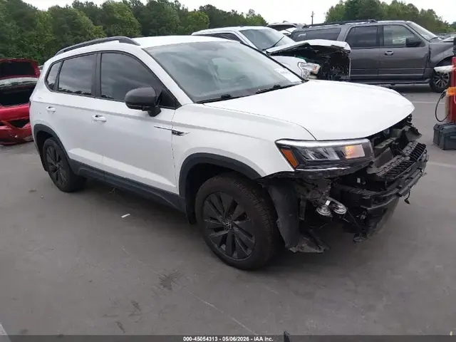 VOLKSWAGEN TAOS 2023