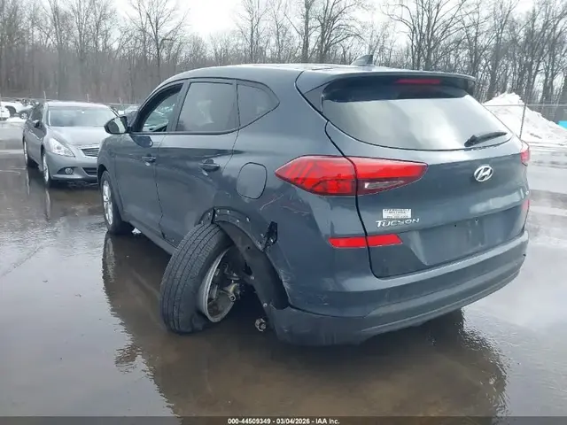 HYUNDAI TUCSON SE 2021