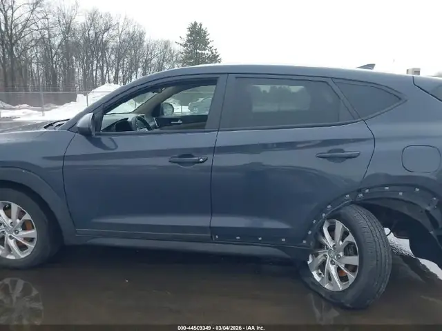HYUNDAI TUCSON SE 2021