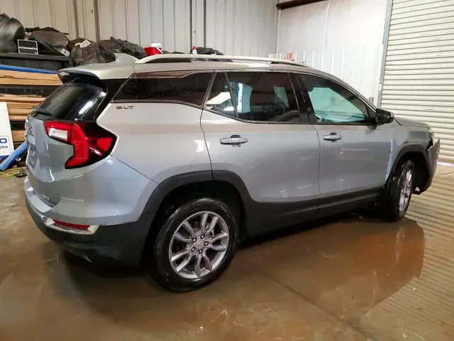 GMC TERRAIN SLT 2024