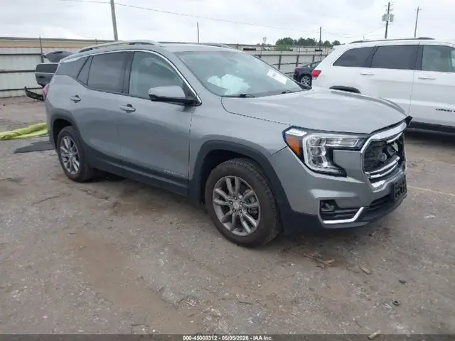 GMC TERRAIN SLT 2024