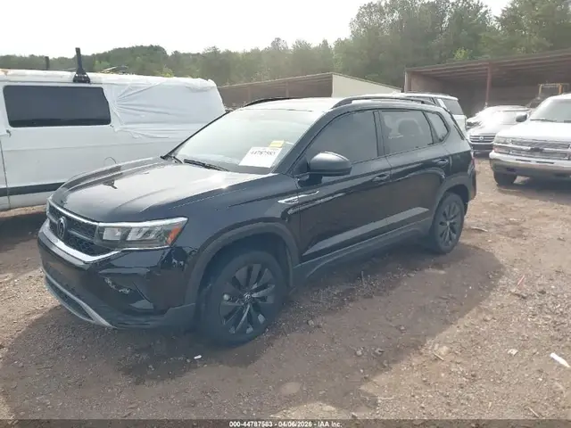 VOLKSWAGEN TAOS 2024