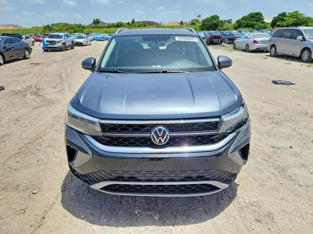 VOLKSWAGEN TAOS SE 2022