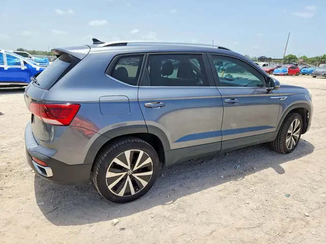 VOLKSWAGEN TAOS SE 2022