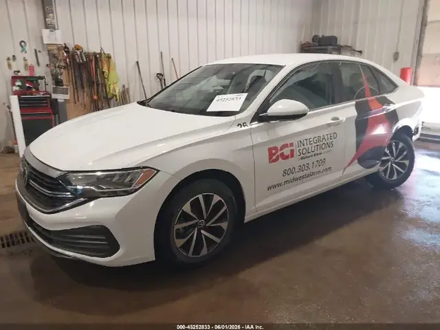VOLKSWAGEN JETTA 2024
