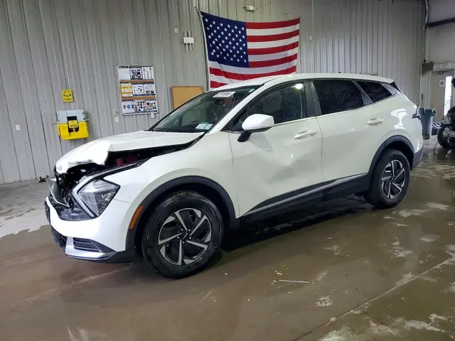 KIA SPORTAGE LX 2023