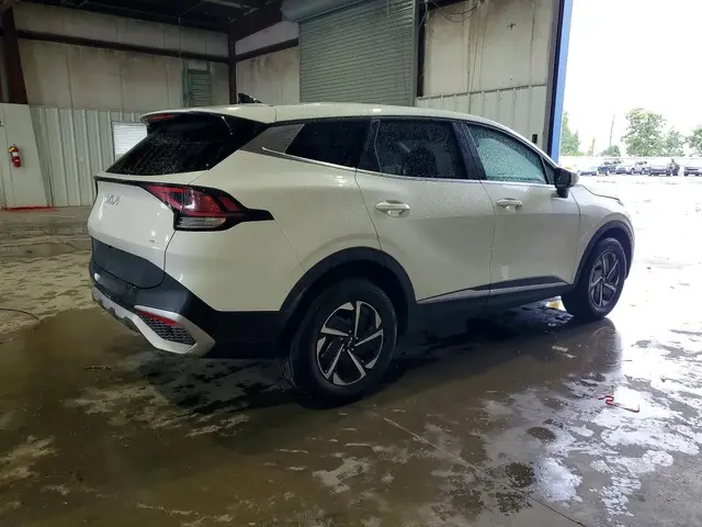 KIA SPORTAGE LX 2023