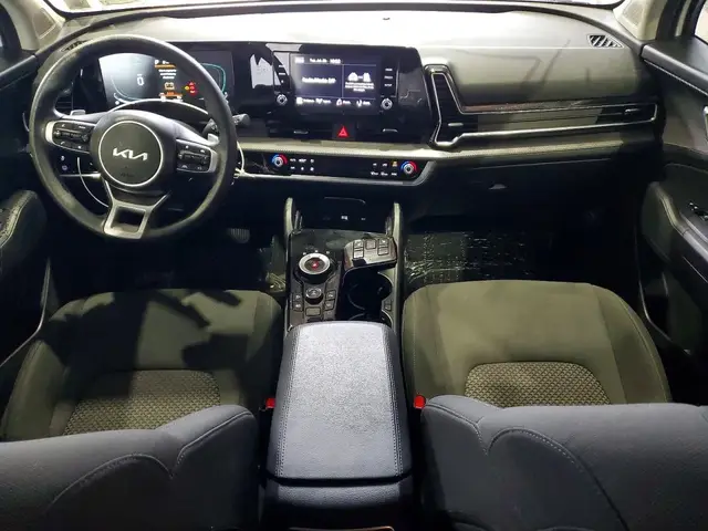 KIA SPORTAGE LX 2023