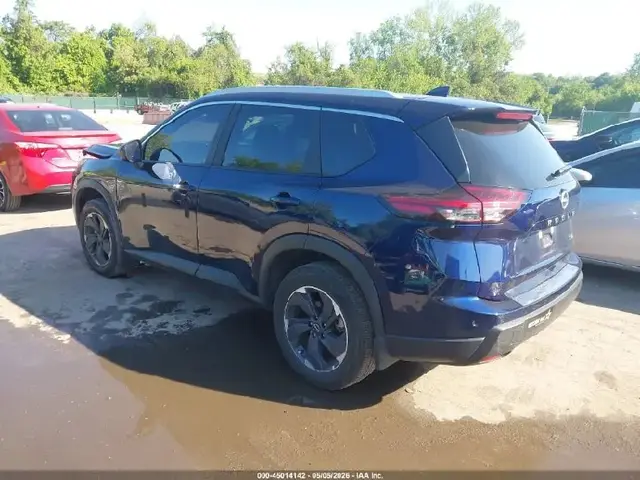 NISSAN ROGUE SV FWD 2024