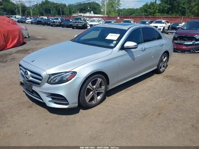 MERCEDES-BENZ E-CLASS E 300 4MATIC 2017