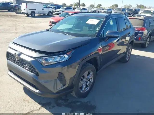 TOYOTA RAV4 XLE 2022