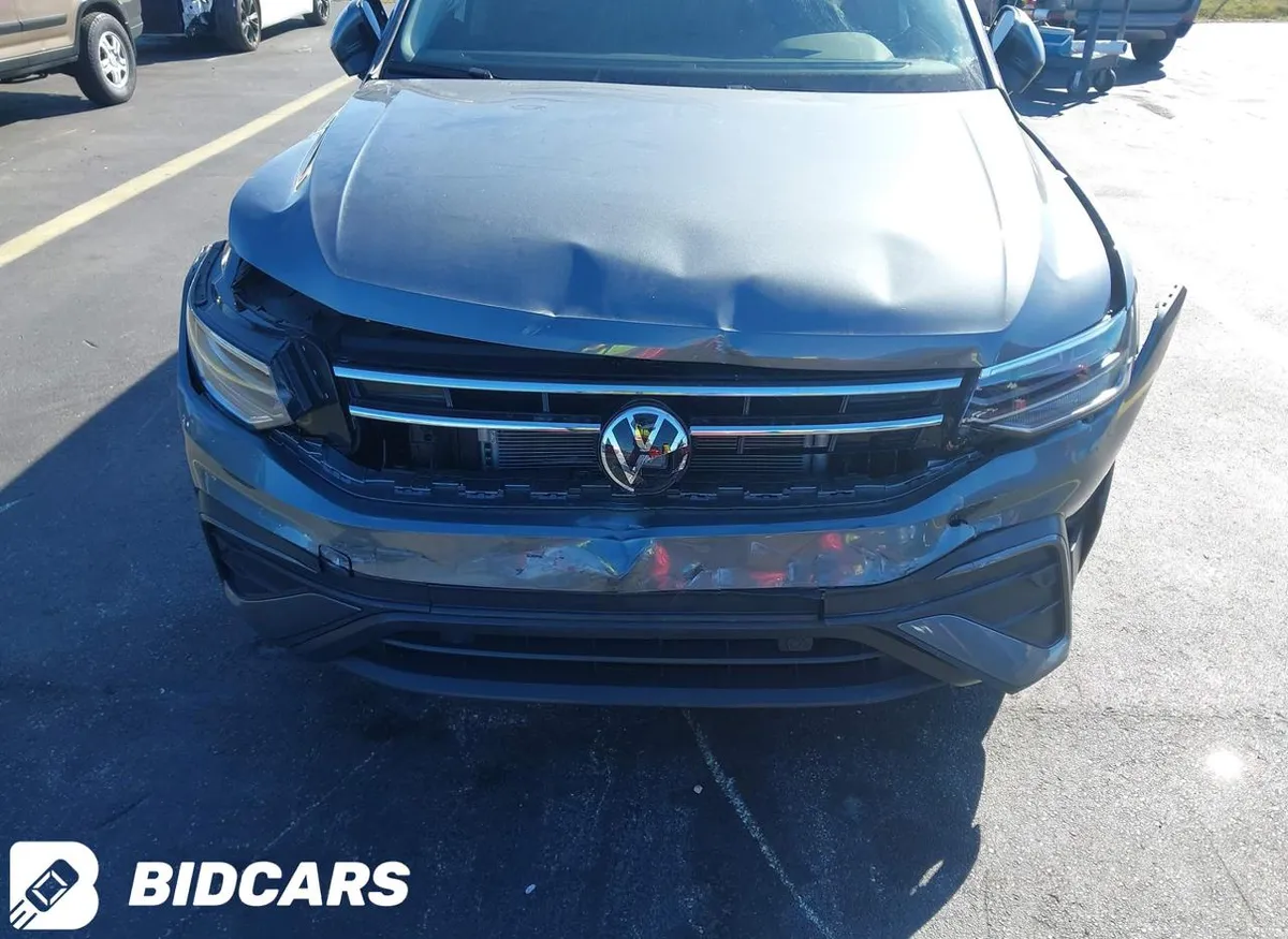 VOLKSWAGEN TIGUAN 2024