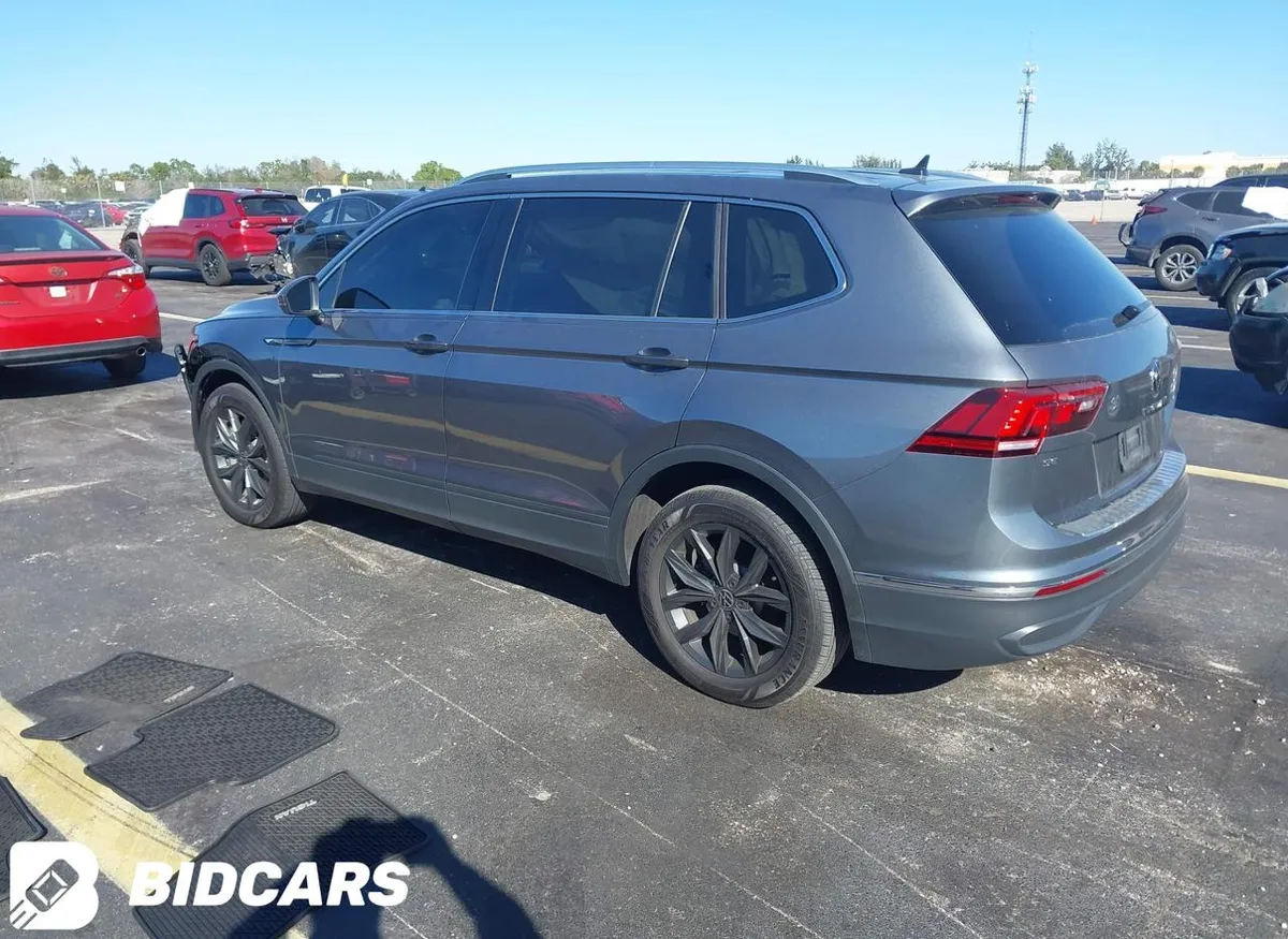 VOLKSWAGEN TIGUAN 2024