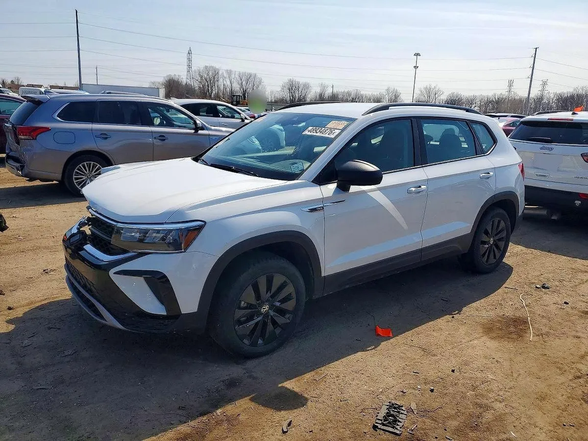 VOLKSWAGEN TAOS S 2024