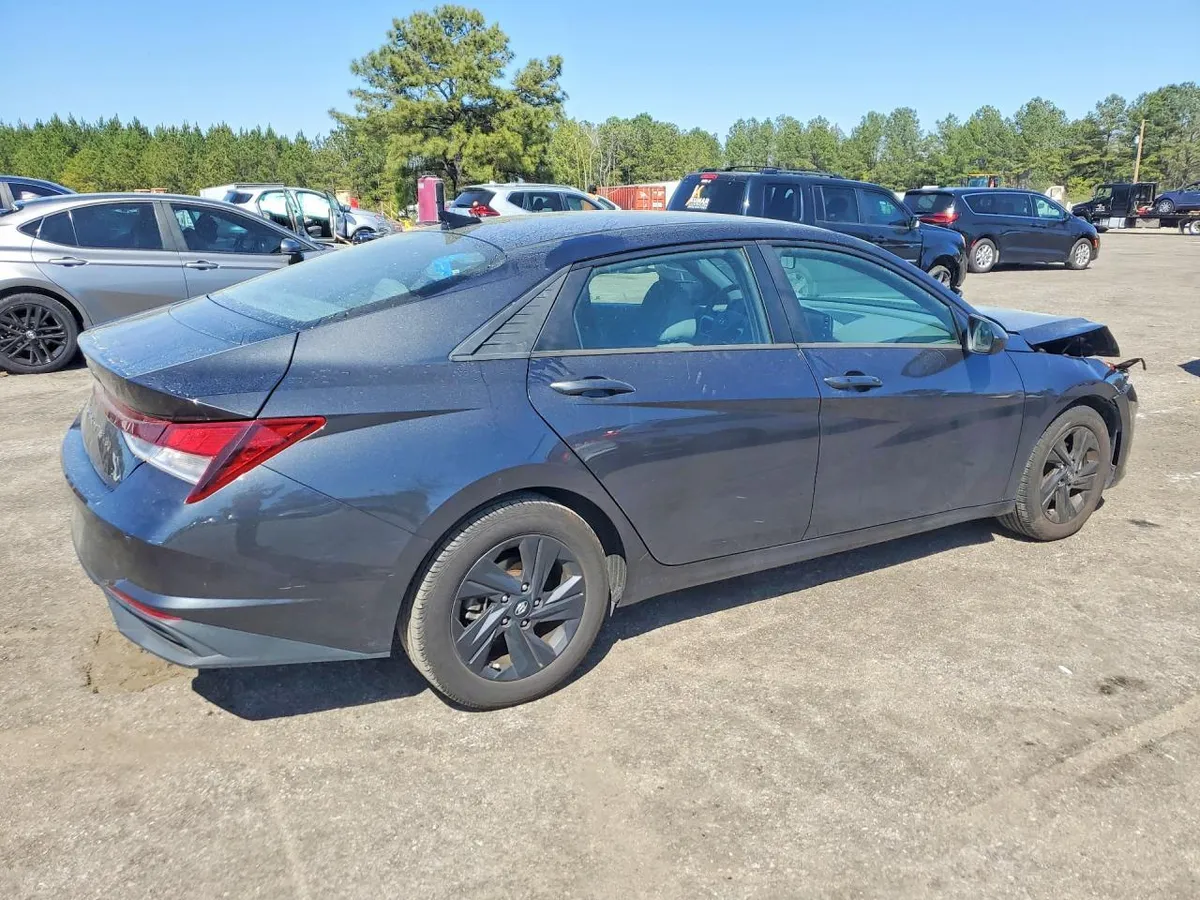 HYUNDAI ELANTRA SEL 2023