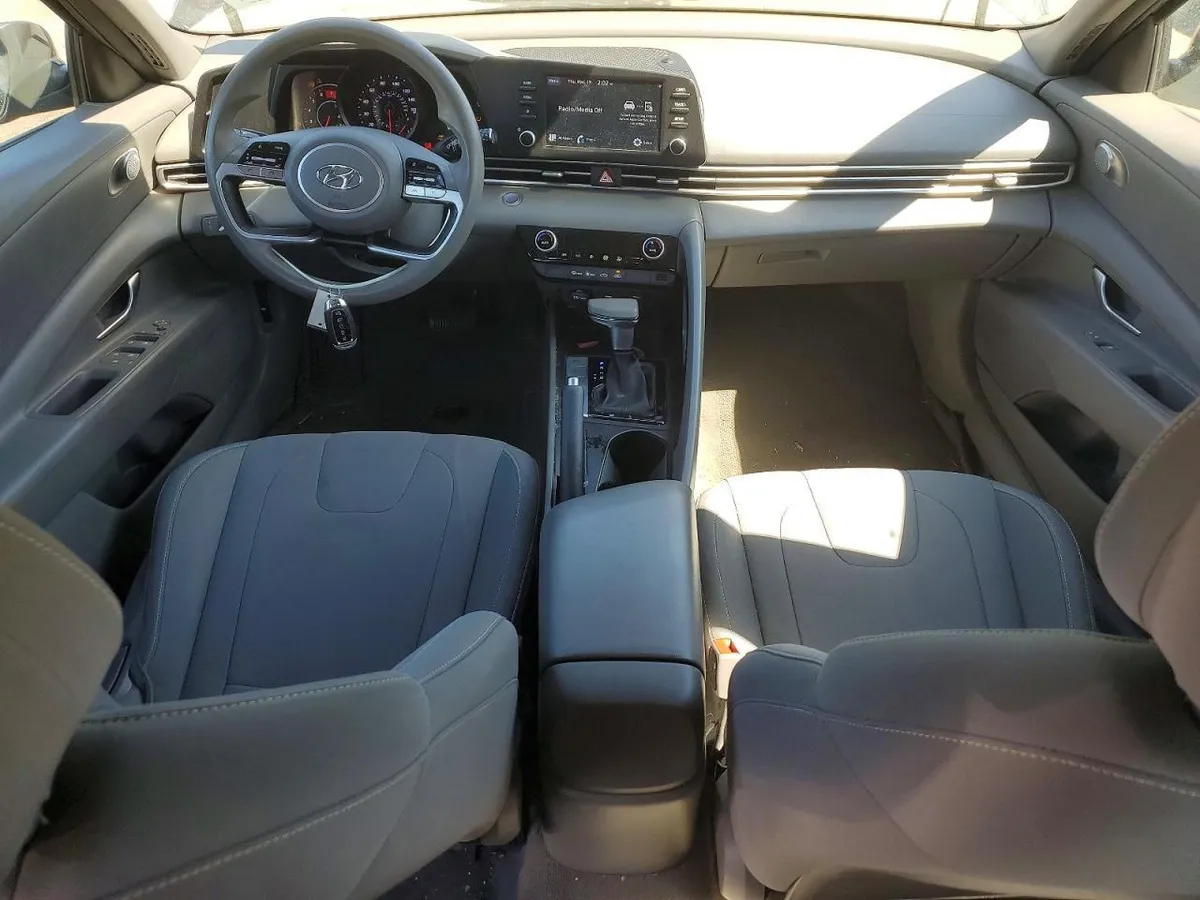 HYUNDAI ELANTRA SEL 2023