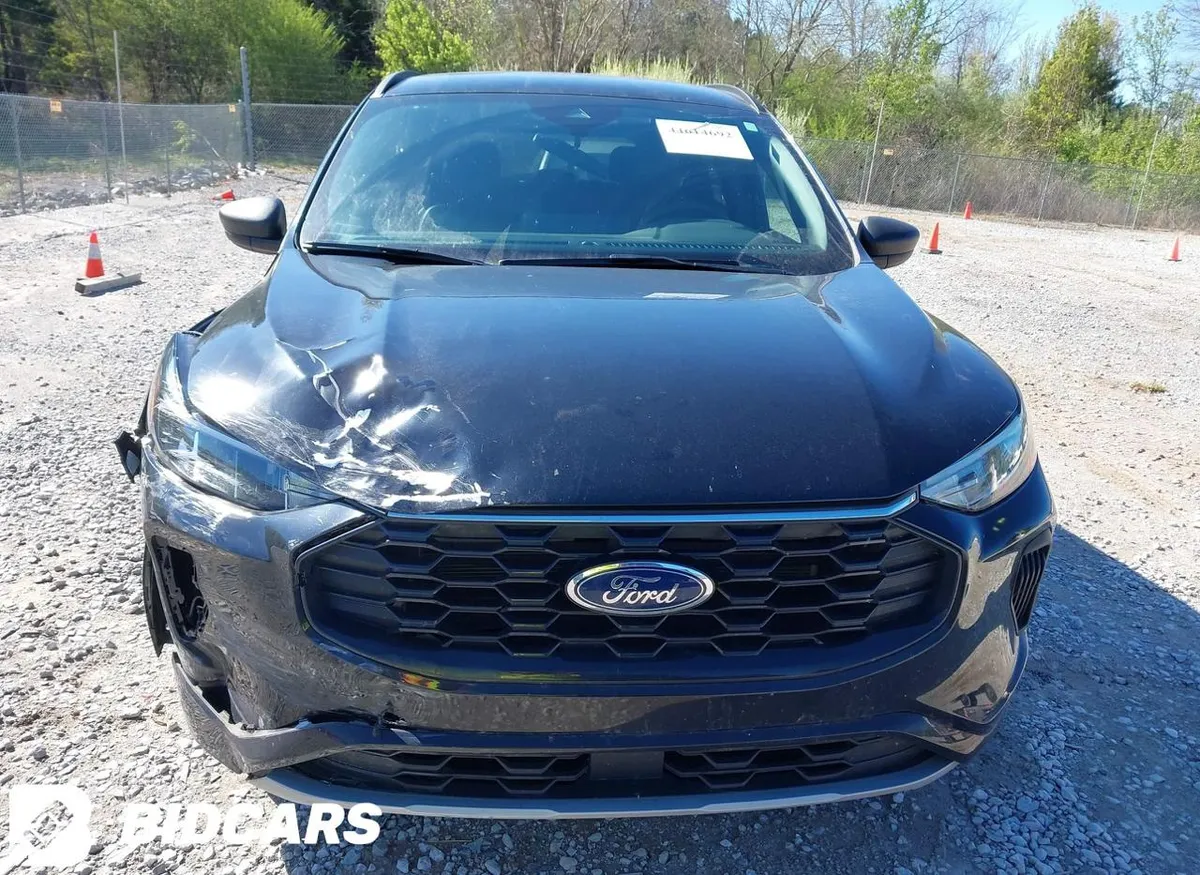 FORD ESCAPE ST-LINE 2024