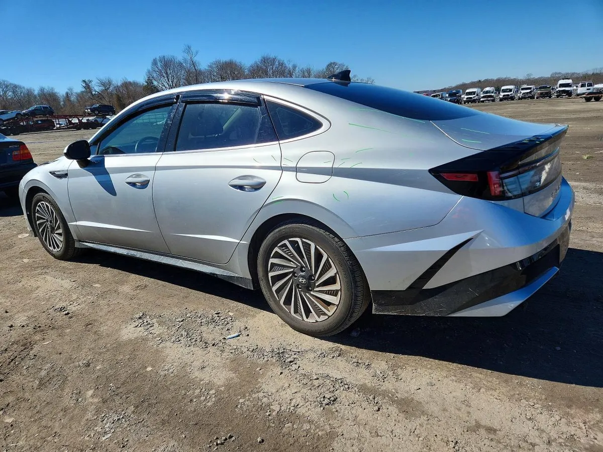 HYUNDAI SONATA SEL 2024