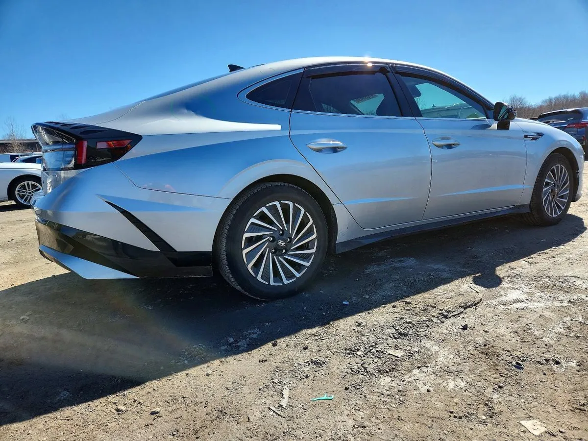 HYUNDAI SONATA SEL 2024