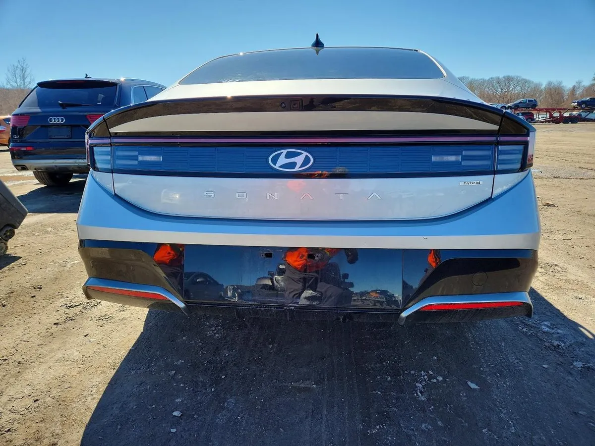 HYUNDAI SONATA SEL 2024