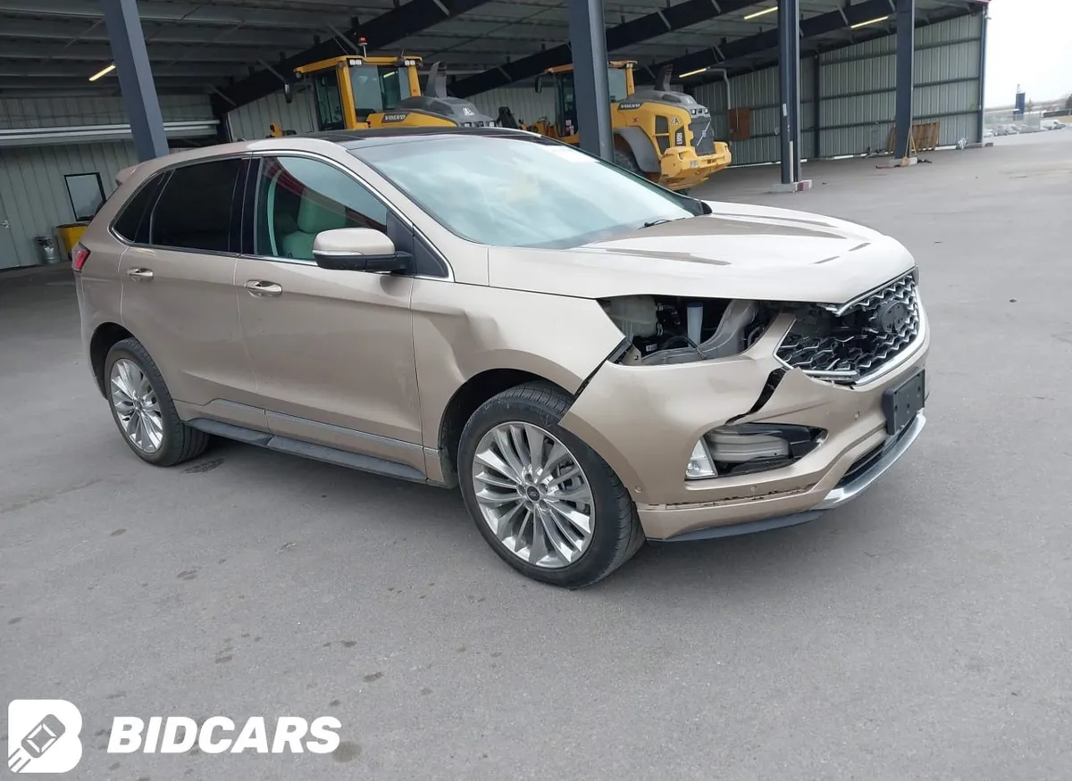 FORD EDGE TITANIUM 2021