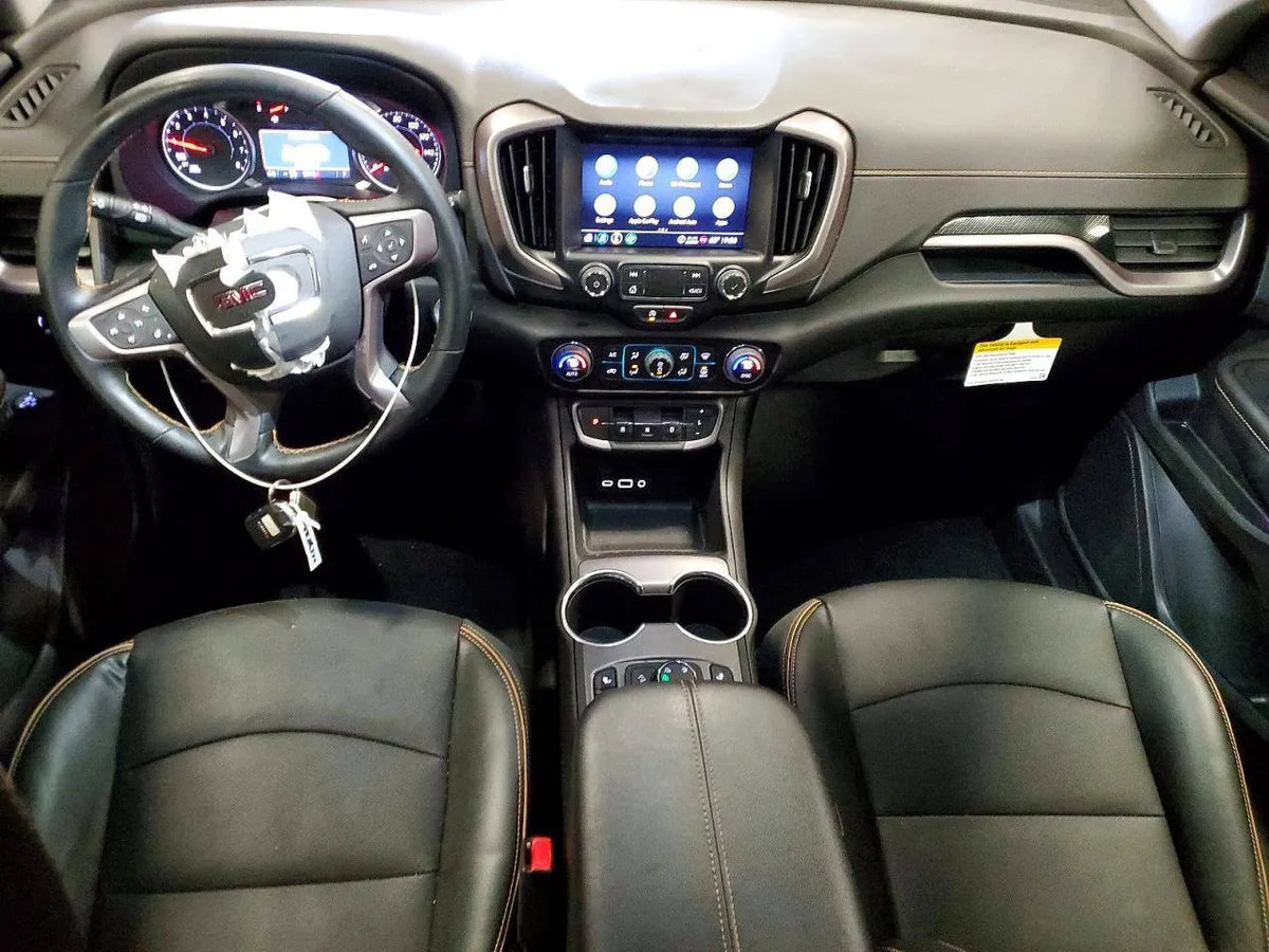 GMC TERRAIN AT4 2024