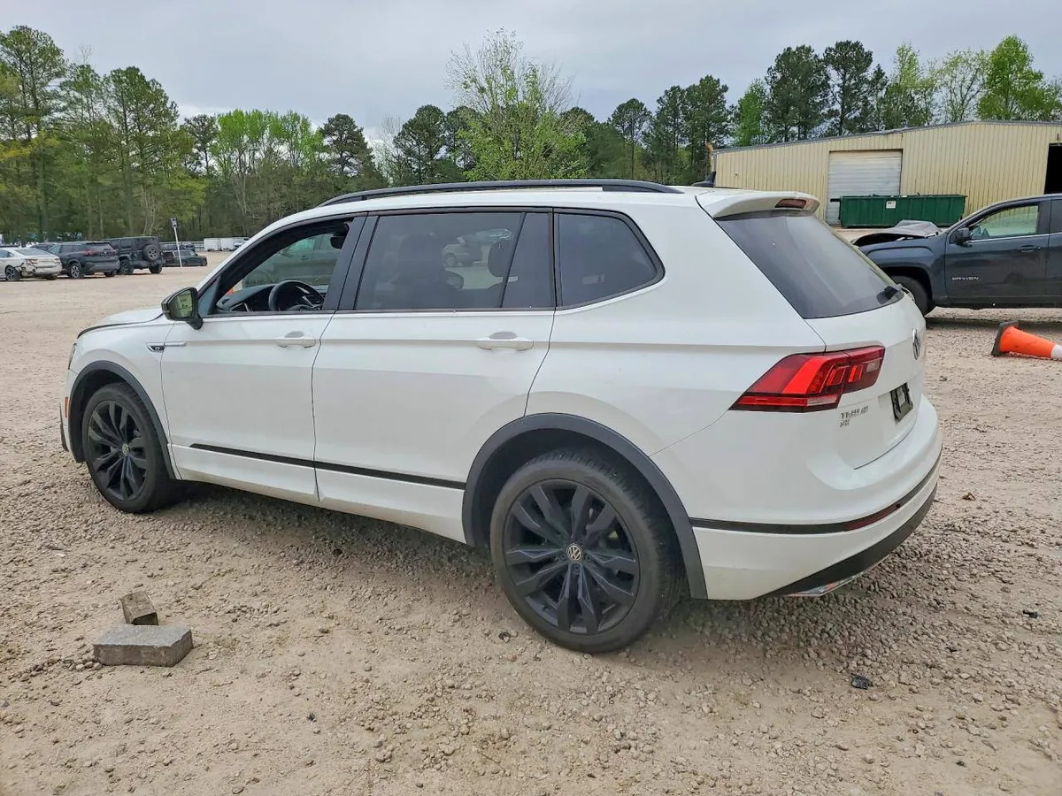 VOLKSWAGEN TIGUAN SE 2021