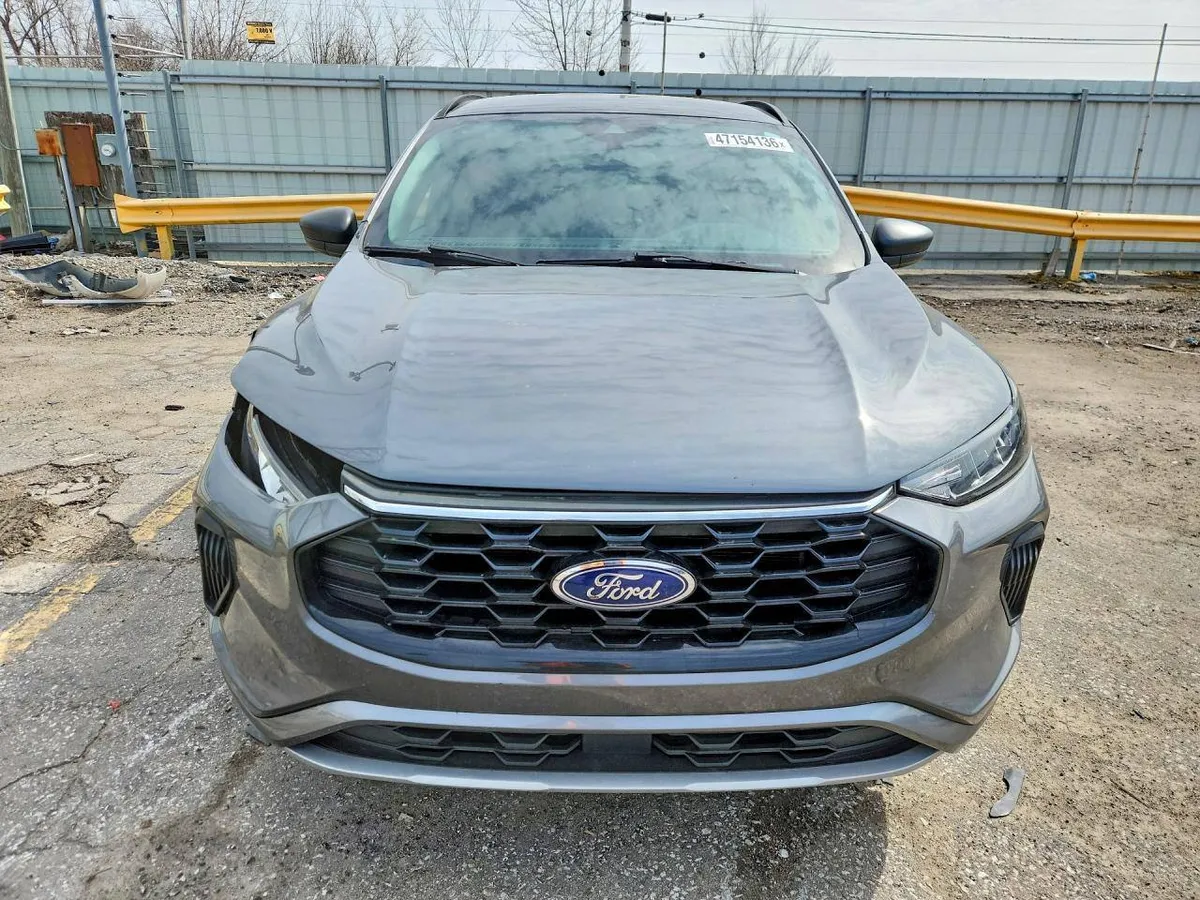 FORD ESCAPE ST LINE 2024