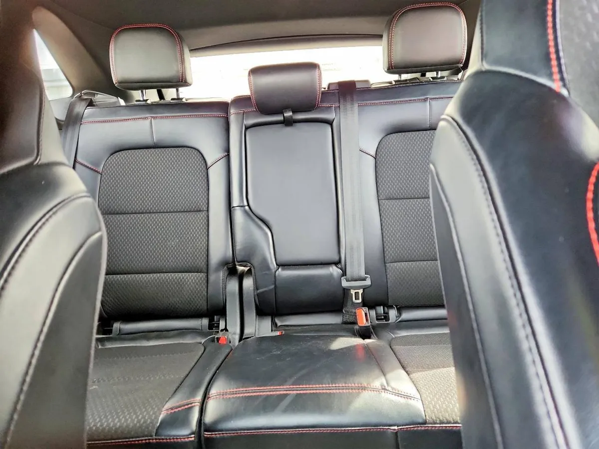 FORD ESCAPE ST LINE 2024