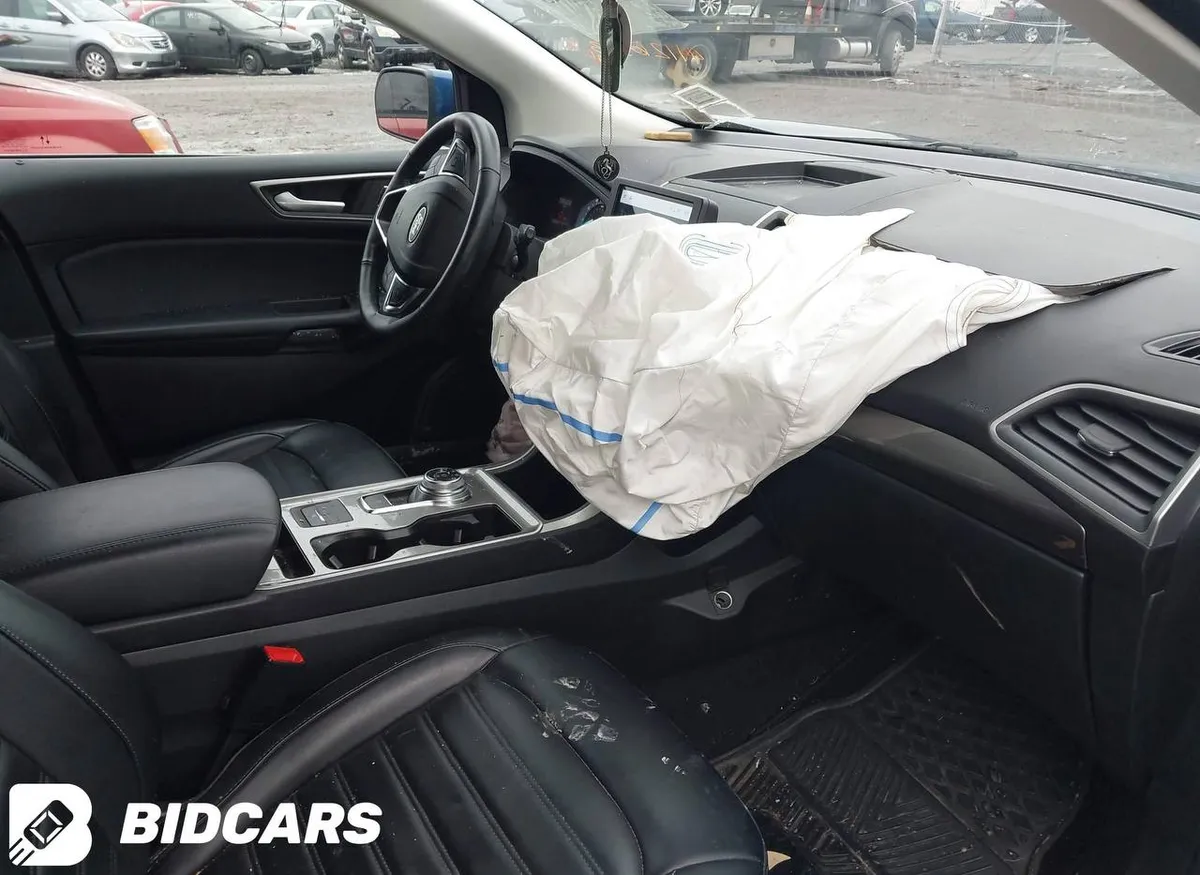 FORD EDGE SEL 2023