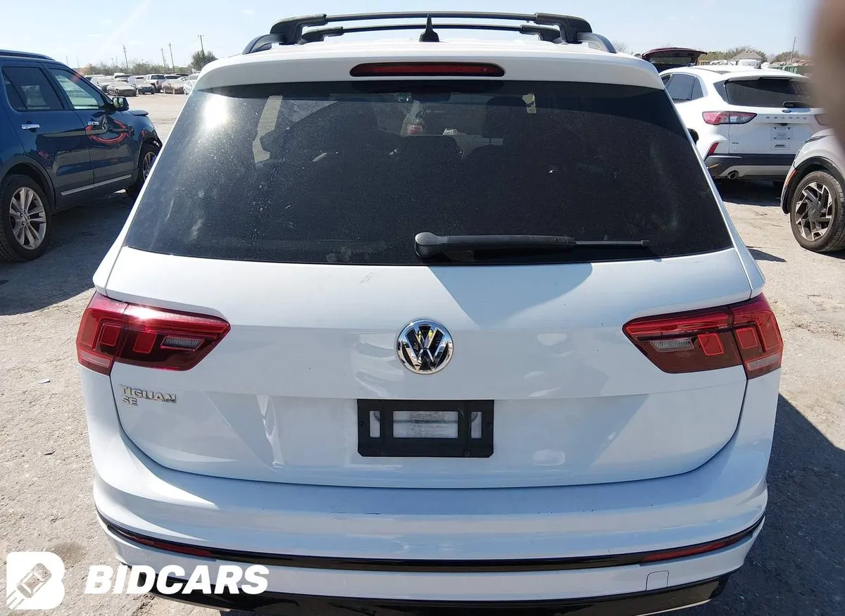 VOLKSWAGEN TIGUAN 2.0T SE 2021