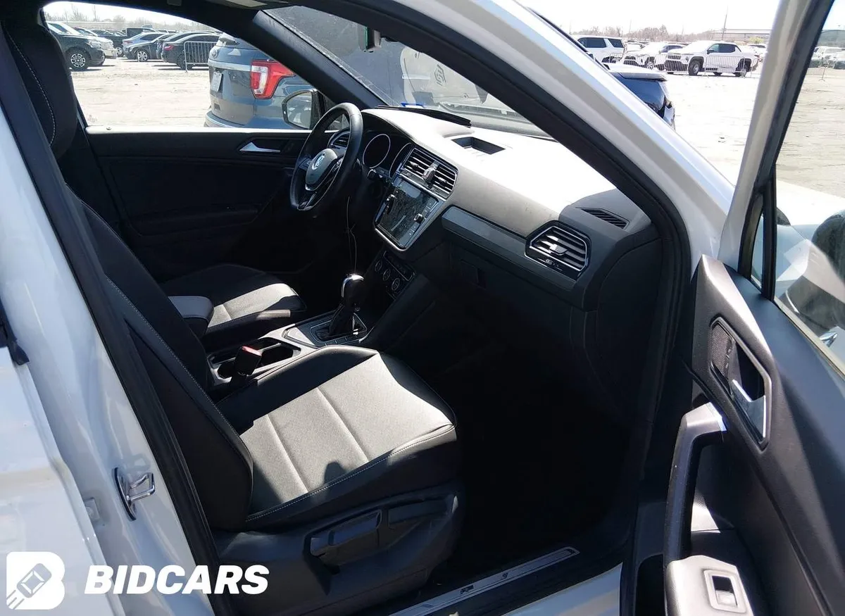 VOLKSWAGEN TIGUAN 2.0T SE 2021