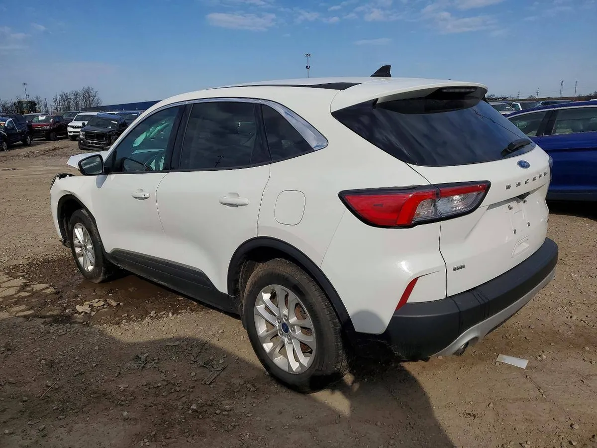 FORD ESCAPE SE 2021